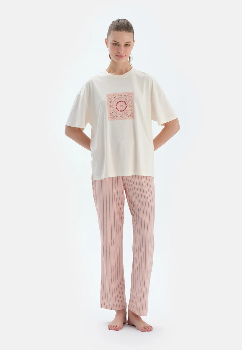 dagi  Logo Regular/Classic Fit T-shirt & Trousers Pajama Sets Crew Neck Cotton Blend Sleepwear for Women | Best Price UAE