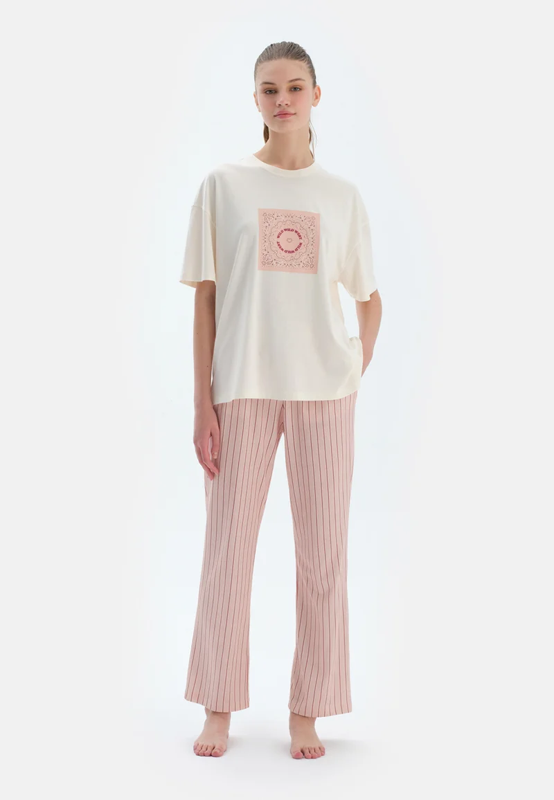 داجي طقم بيجامة قطن رجالي مطبوع بياقة دائرية