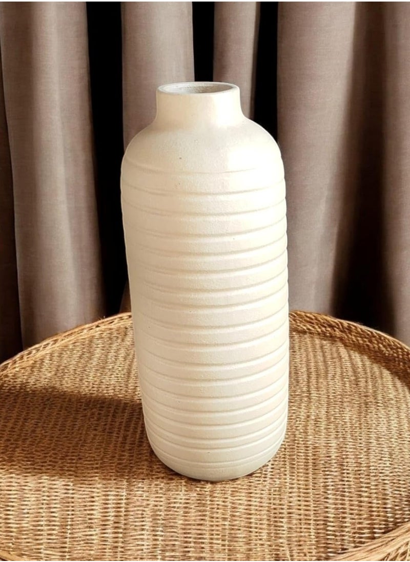 Generic Antica Pottery Vase for Office and Home Decor  - Image 2