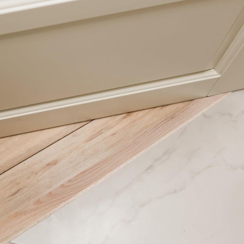 M-D Building Products Flat Door Threshold - 2-1/2 In W x 36 In L x 3/8 In H, Natural Oak Finish - Image 4