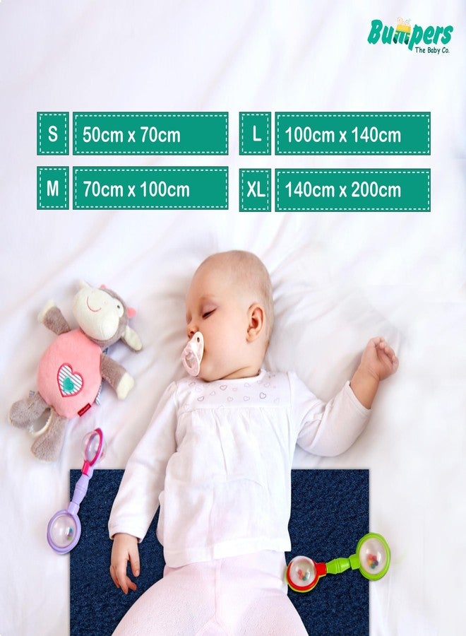 Bumpers The Baby Co. ملاءة سرير مقاومة للماء وسريعة الجفاف للأطفال | واقي مرتبة قابل للغسل فائق الامتصاص | ملاءة حماية سرير للأطفال الصغار (أزرق داكن، متوسط (100 × 70 سم)) - Image 4