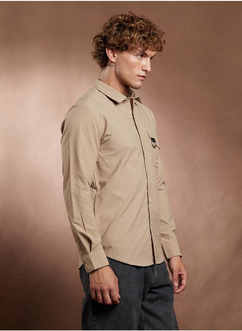 Campus Sutra Campus Sutra Men's Sand Beige Grid-Utility Shirt For Casual Wear | Spread Collar | Long Cuffed Sleeves | Button Closure | Shirt Crafted With Comfort Fit For Everyday Wear  - Image 3