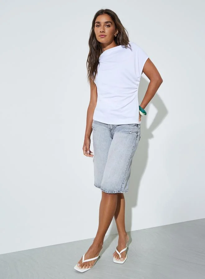 ستايلي White Solid Draped Neck Knit Top