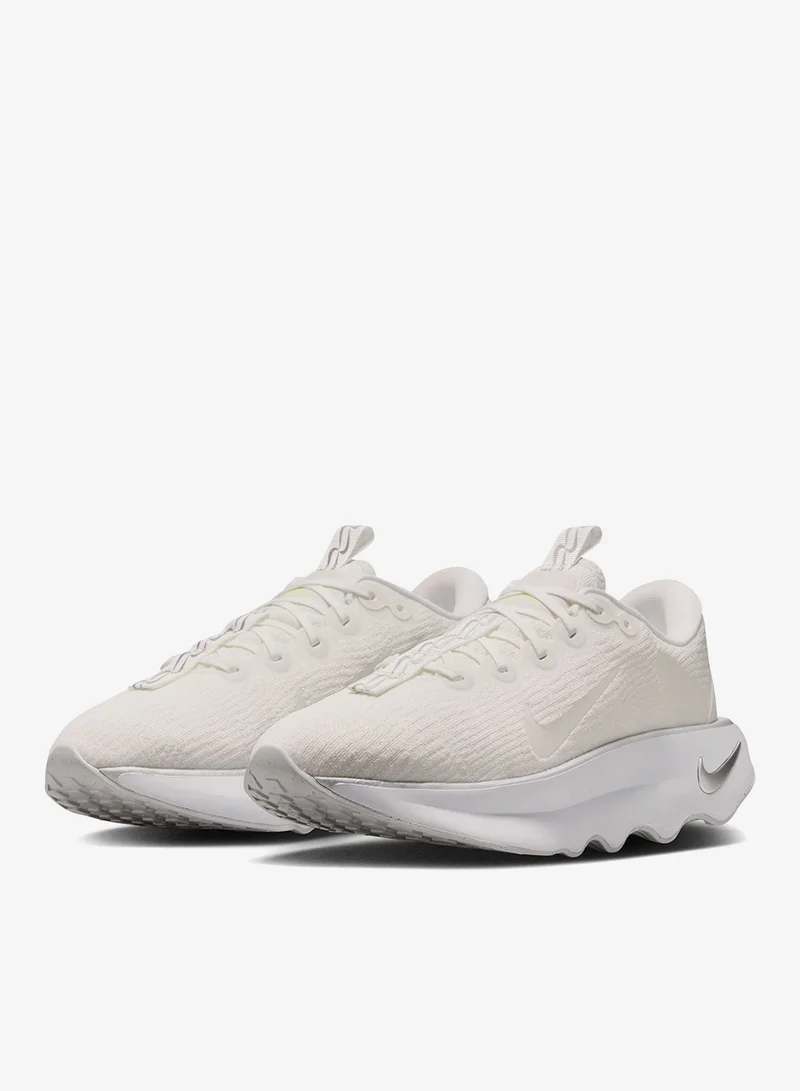 Nike Women's Motiva Walking Shoes