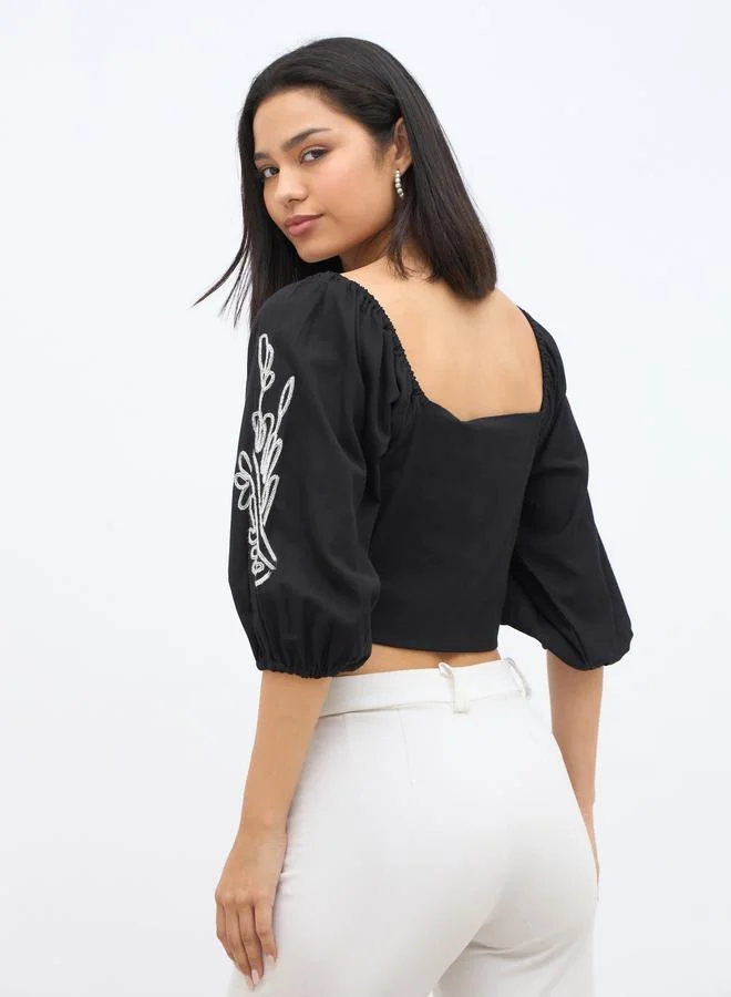 Styli Styli Embroidered Long Sleeve Crop Top