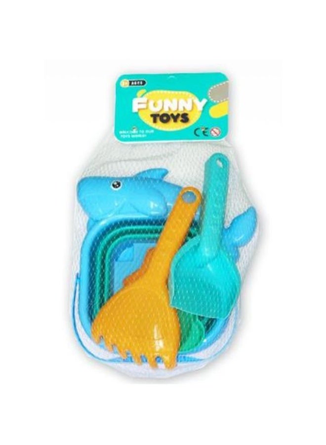 Foldable beach bucket for boys and girls aged 12 months and above.