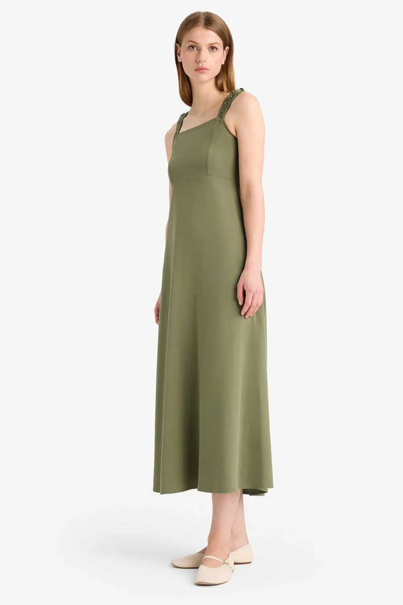 ديفاكتو Square Collar Linen Blend Short Sleeve Midi Dress