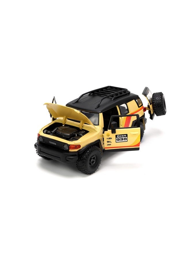 Jada Toys شاحنات فقط 1:24 تويوتا FJ كروزر مع رف سيارة مصبوبة باللون الأصفر، ألعاب للأطفال والبالغين - Image 2