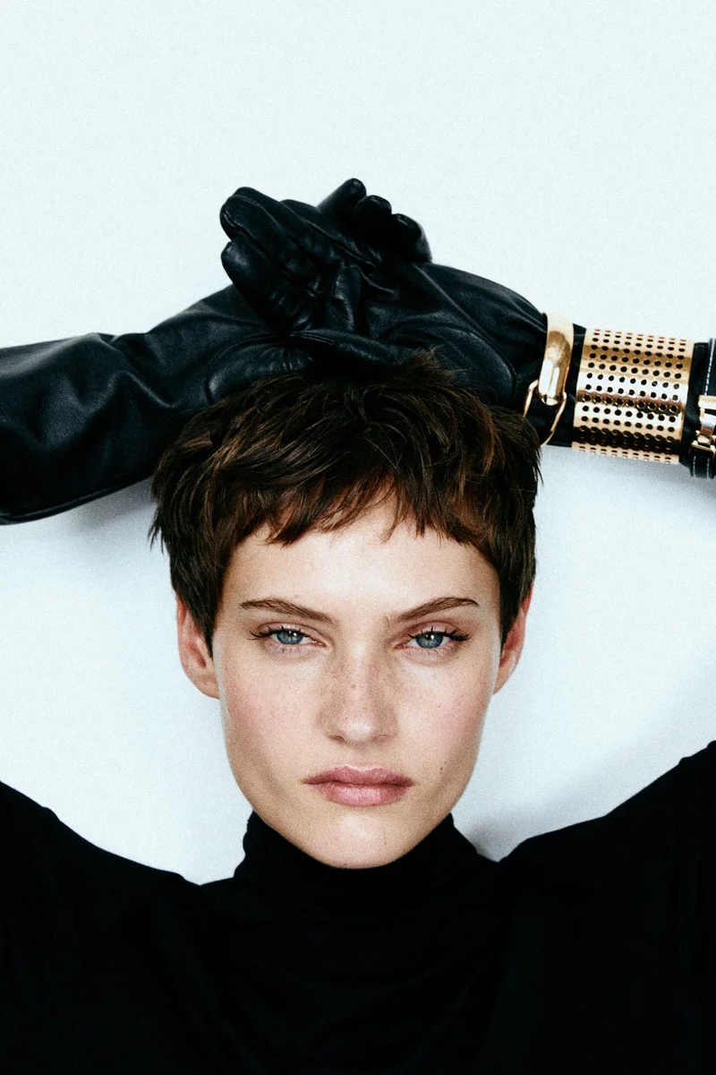 اتش اند ام سوار للمعصم