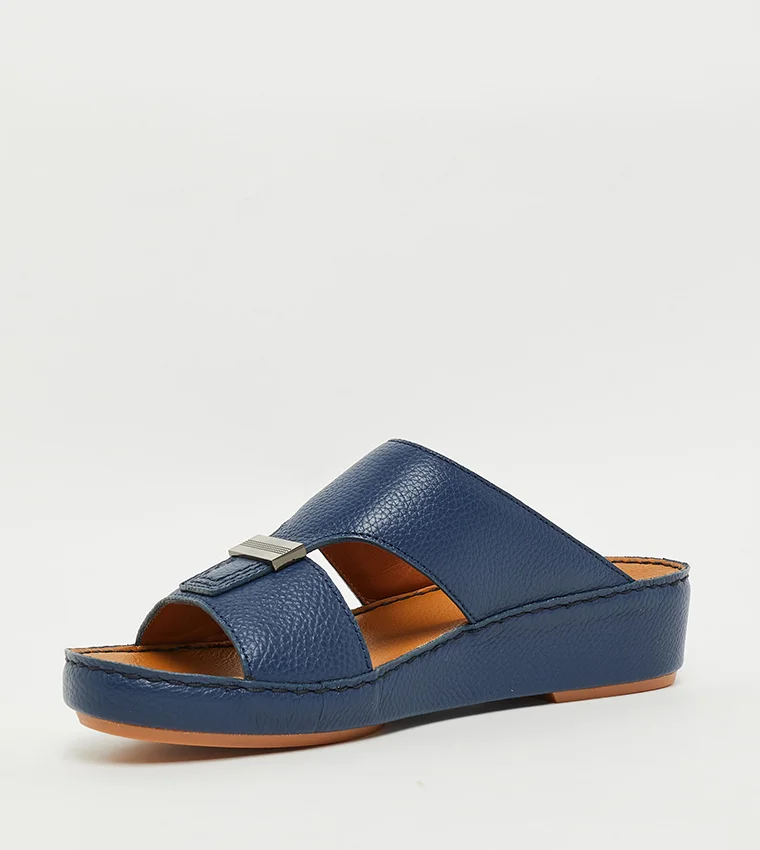 الدو Textured Arabic Sandals
