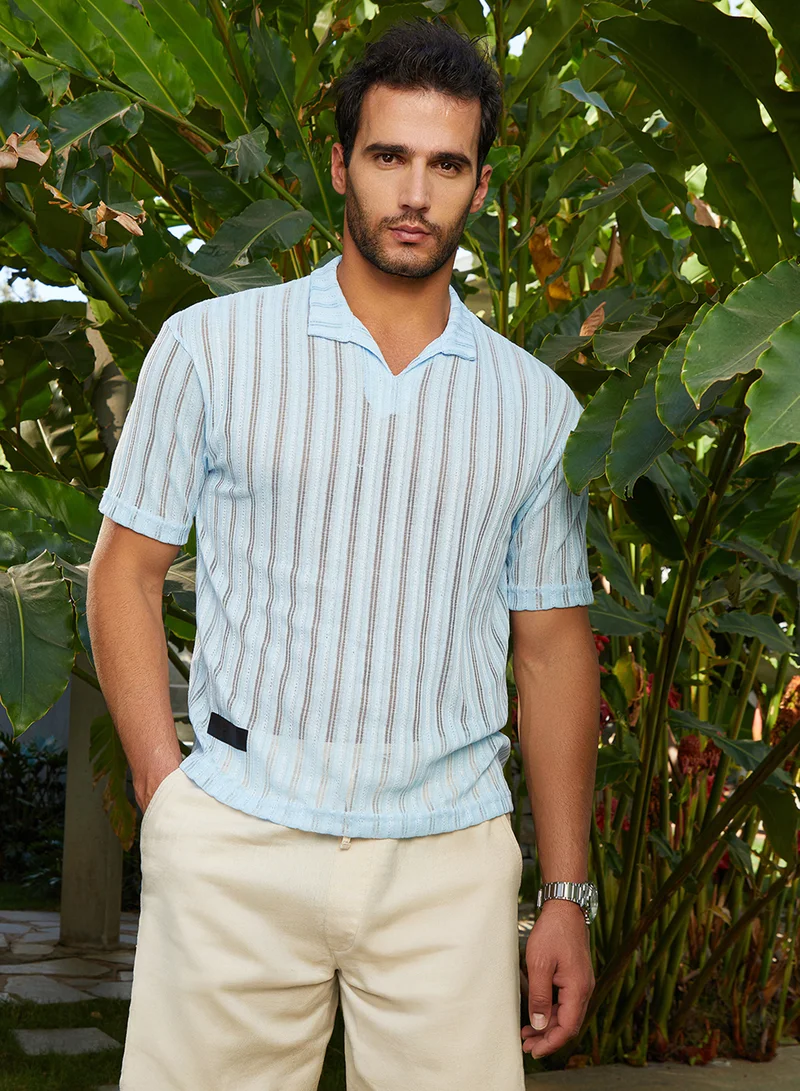 كامبوس سوترا Campus Sutra Men's Baby Blue Duo-Striped Relaxed Polo T-Shirt For Casual Wear | Polo Neck | Short Cuffed Sleeves | Pull On Closure | T-Shirt Crafted With Comfort Fit For Everyday Wear