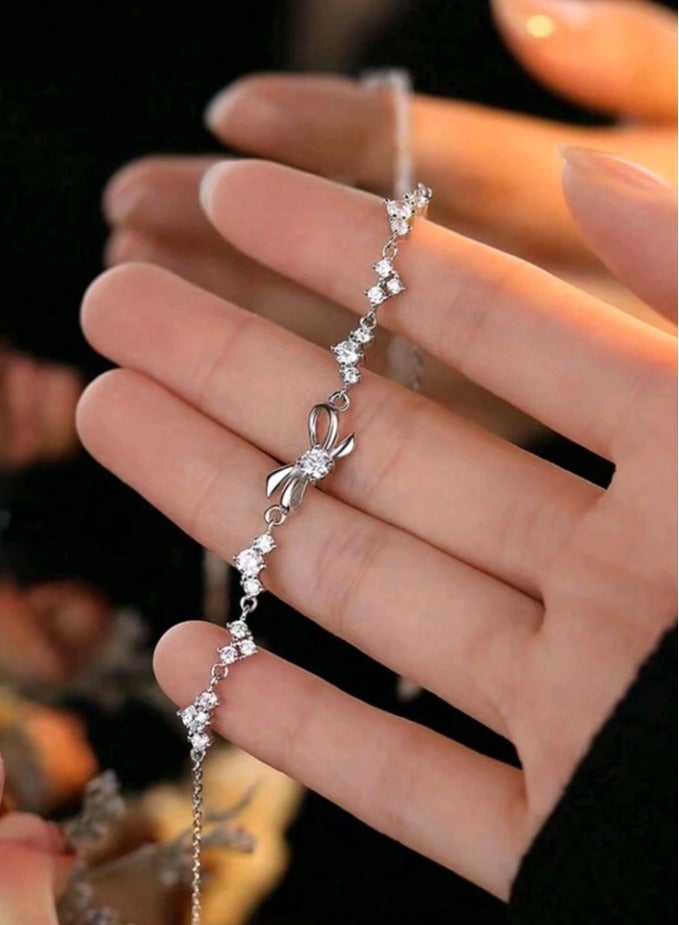 أتراكتيفز اسوارة نسائية فاخرة شبيهة بالالماس عالية الجودة - Image 4