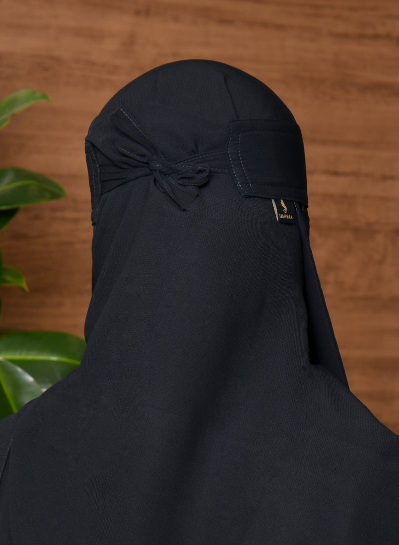 عبايات حوراء نقاب طويل بمطاطين وربطة بلوقو - Image 3