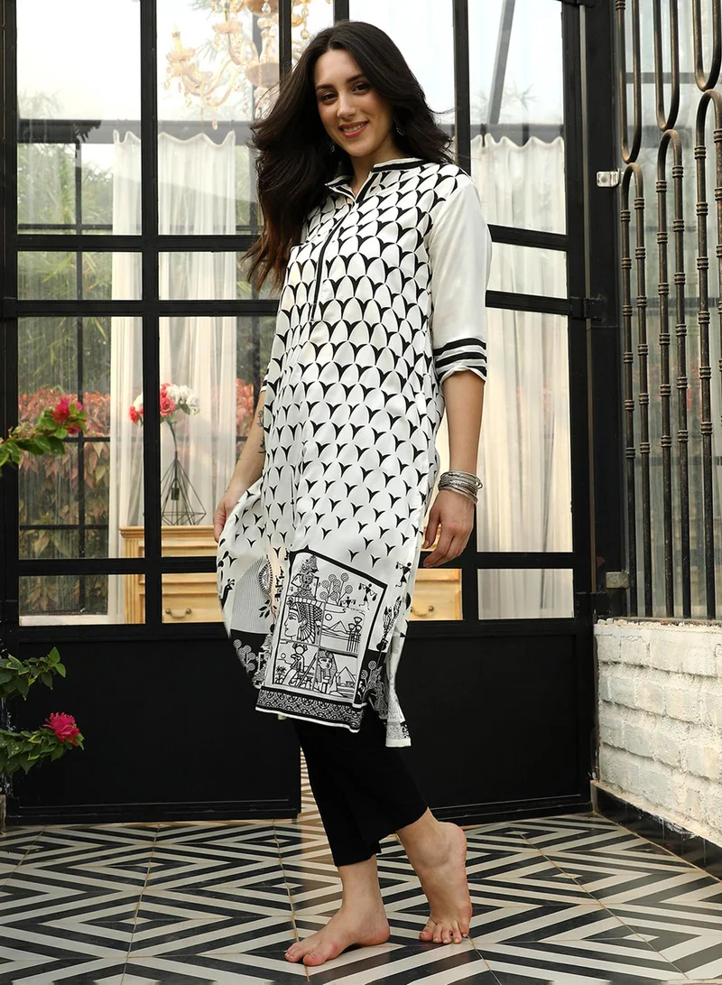  قصة Women's Off-White Contrast Ethnic Print Kurta With Off-White Trousers Set