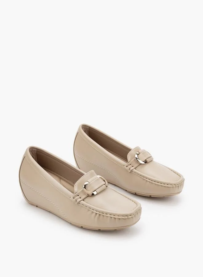 لو كونفورت Loafer With Mettalic Trim