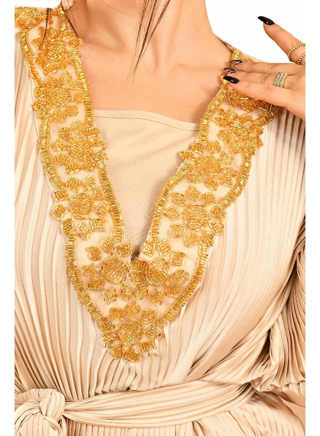Wecre8 Beige Pleated Jalabiya
