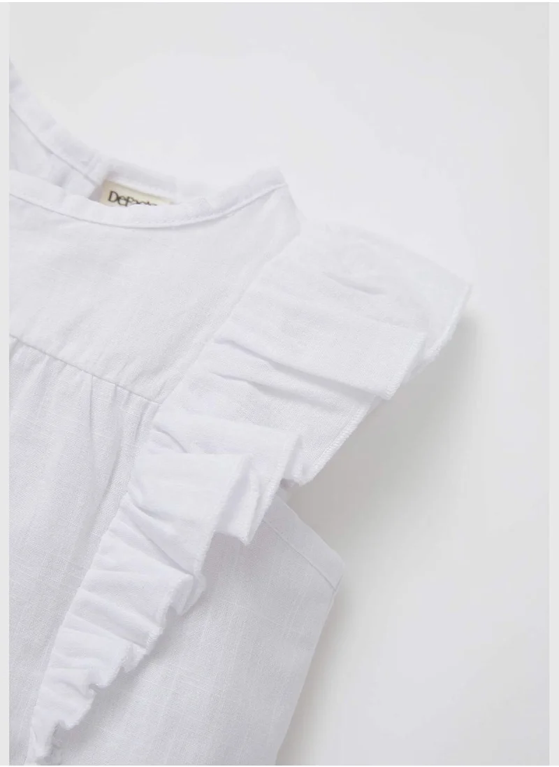 DeFacto Sleeveless Frill Detail Shirt