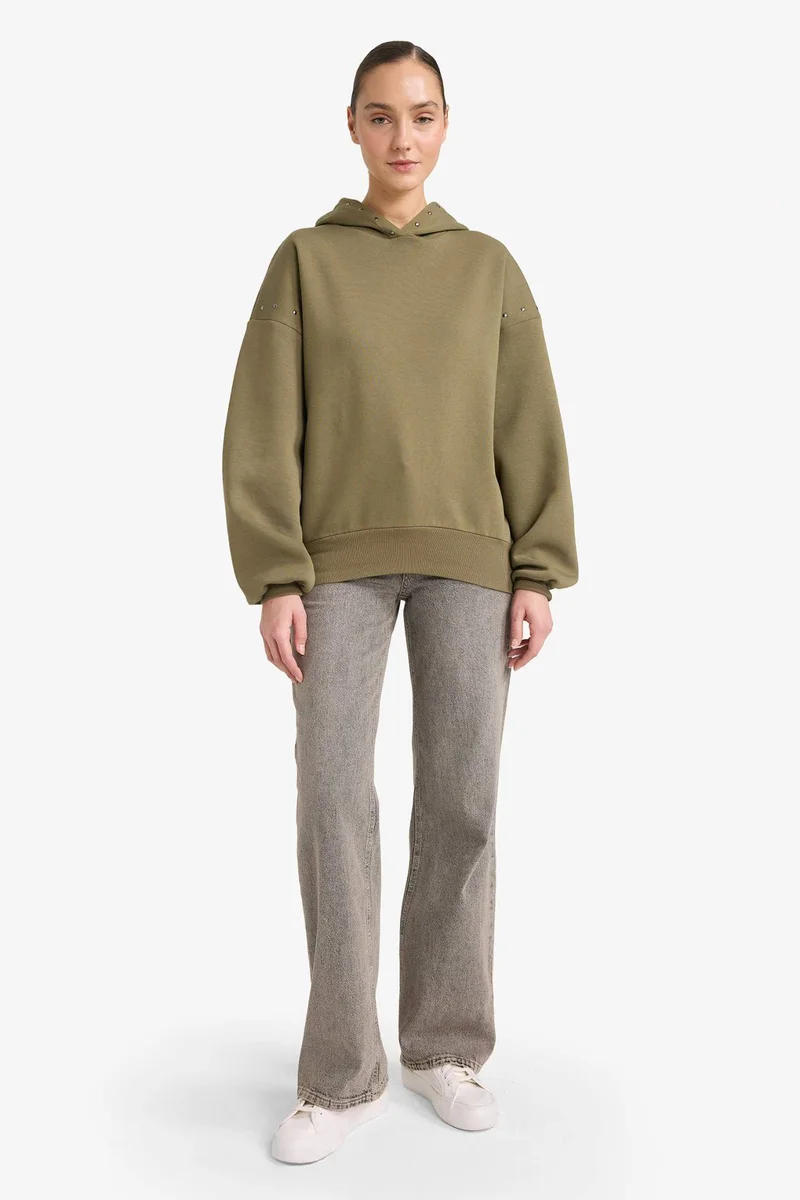 ديفاكتو Oversize Fit Long Sleeve Sweatshirt