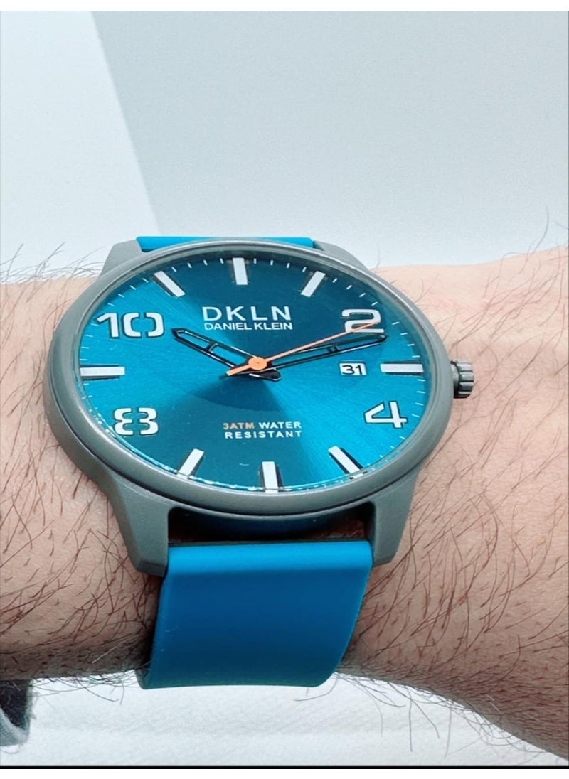 Light Blue Sports Watch - pzsku/Z74D657572FEB79CDD9ABZ/45/_/1737426236/3c3e2ae9-db62-4701-b8f1-e0787a62565f