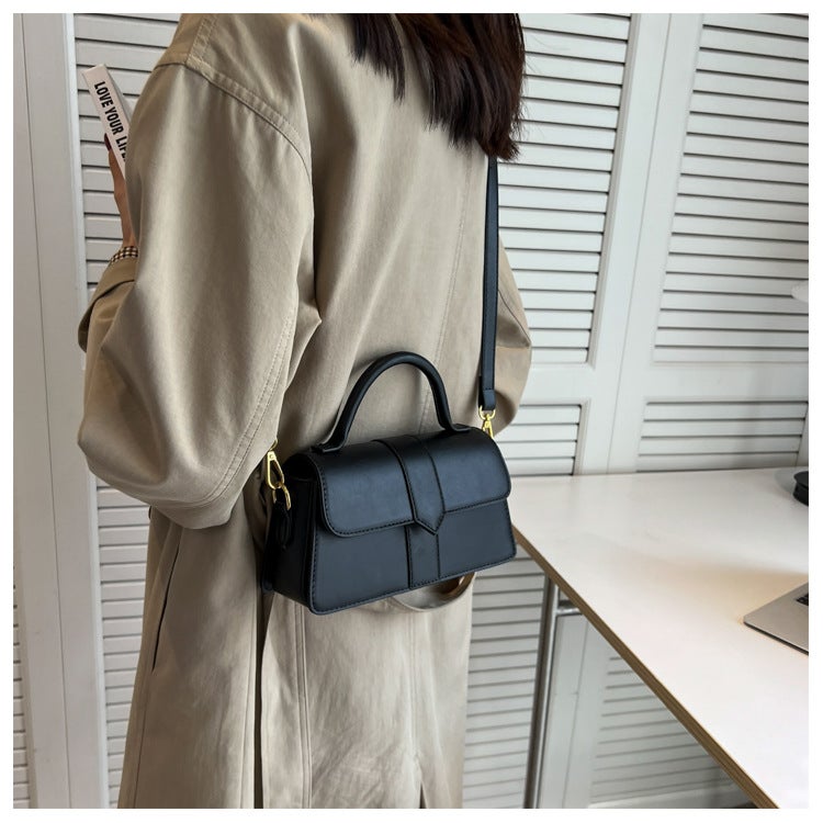 Niche Design Texture 2023 New Bags Fashion Women'S All-Match Class Commuter Crossbody Bag Portable Small Square Bag - Image 1