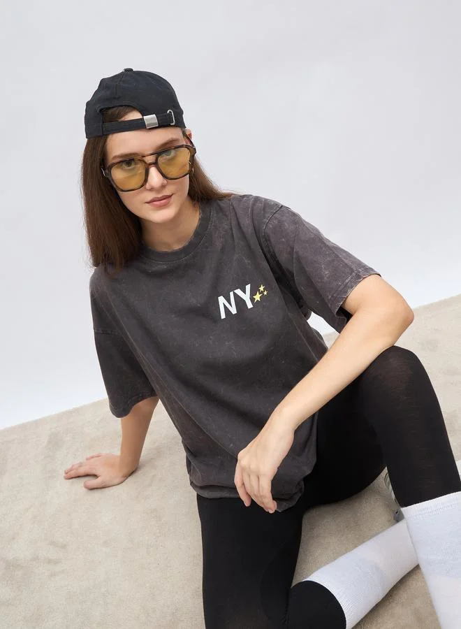 Styli Styli Slogan Print Acid Washed Oversized T-Shirt