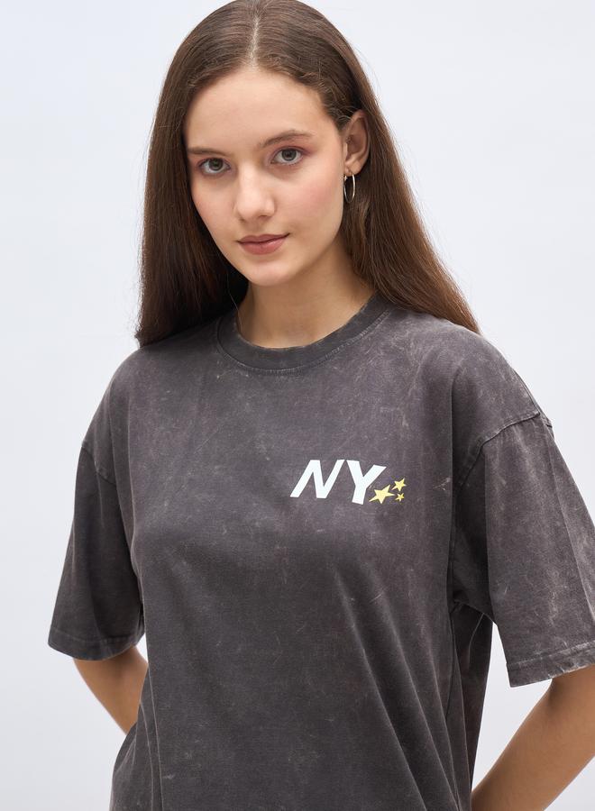 Styli Slogan Print Acid Washed Oversized T-Shirt - Image 4