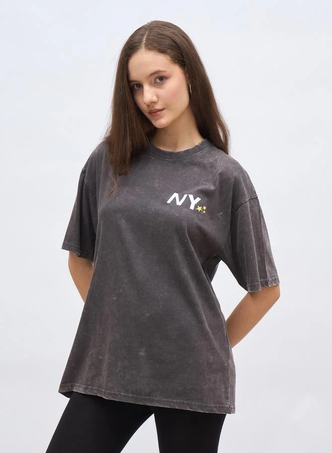 Styli Styli Slogan Print Acid Washed Oversized T-Shirt
