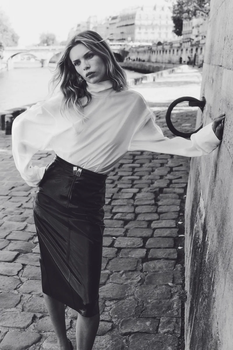 H&M Coated pencil skirt