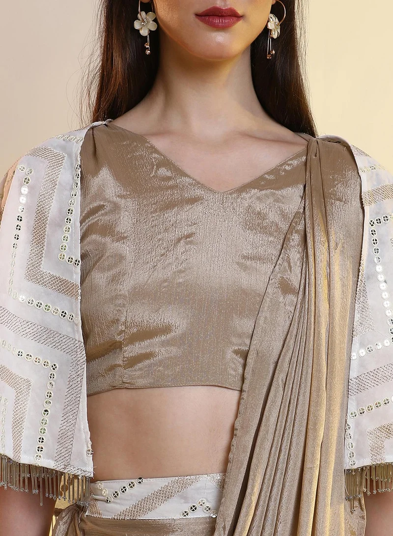  قصة Women's French Beige Bijou Cape Pre-Draped Saree