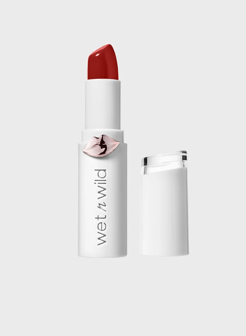 Wet N Wild Megalast High-Shine Lipstick - Fire Fighting