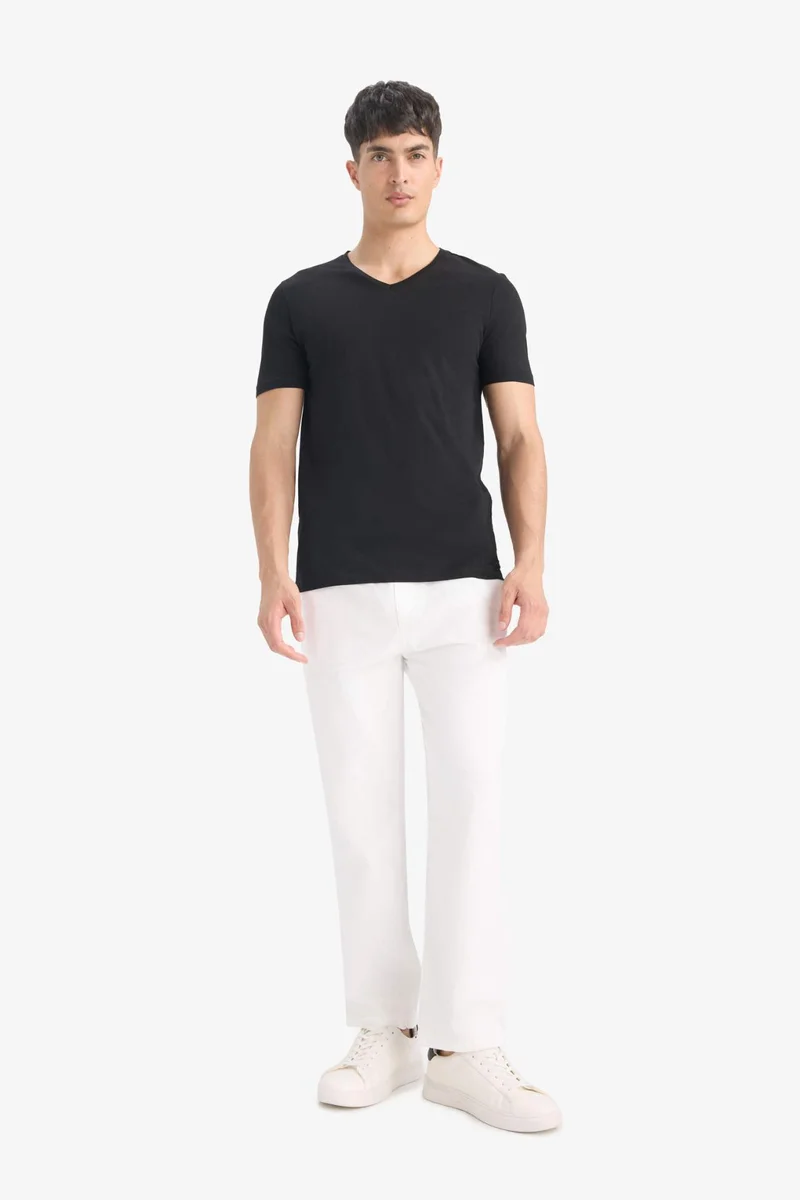 ديفاكتو Slim Fit V Neck Basic Short Sleeve T-Shirt