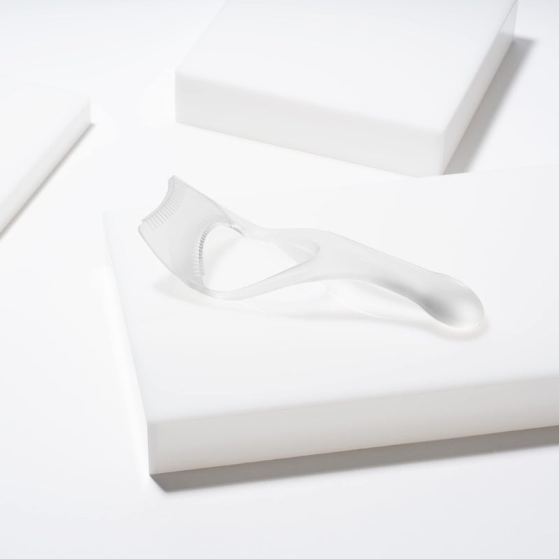 Tweezerman حارس الرموش ومشط تويزرمان - Image 3