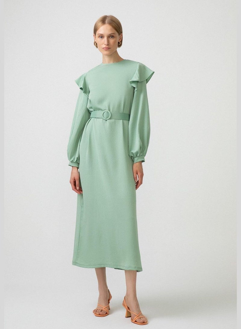 Touche فستان بتفاصيل كشكش مع حزام - Image 1