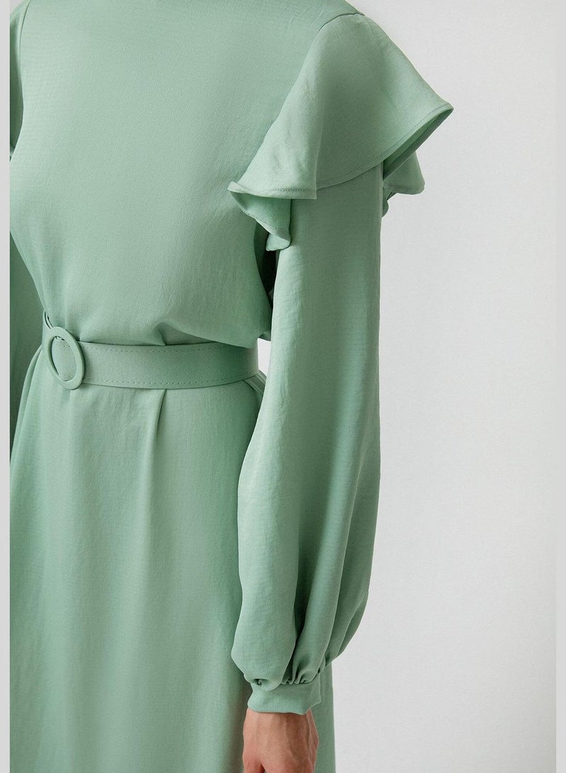 Touche فستان بتفاصيل كشكش مع حزام - Image 3