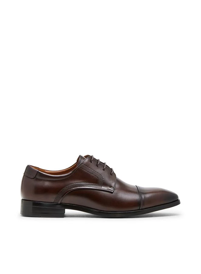 ستيف مادن Lestville Brown Lace-up Shoes