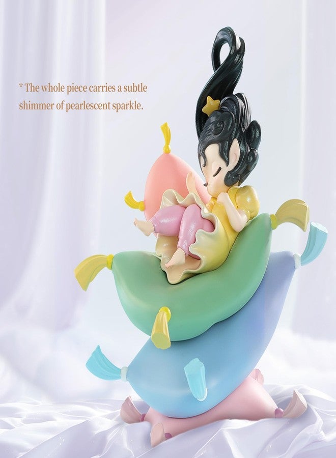 52TOYS إصدار حصري من 52TOYS Sleep Overseas - مجسم شخصية "أحلام على وسادة"، 4.72 بوصة، يتضمن قاعدة عرض، قطع مغناطيسية لمغناطيس الثلاجة، لعبة فنية مثالية لهواة الجمع من النساء - Image 3