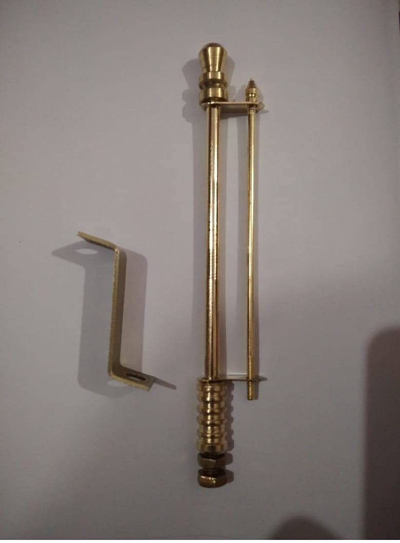 Autofetch Car Bonnet Dashboard Aluminium with Golden Metal Rod with Bracket for Toyota Innova (2005-2016) - Image 1