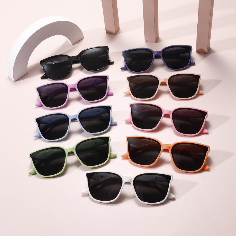 New Silicone Square Frame Children's Sunglasses for Boys and Girls, Cute and Personalized Sunglasses for Children, Street Photography Fashion Glasses Trend - Image 3