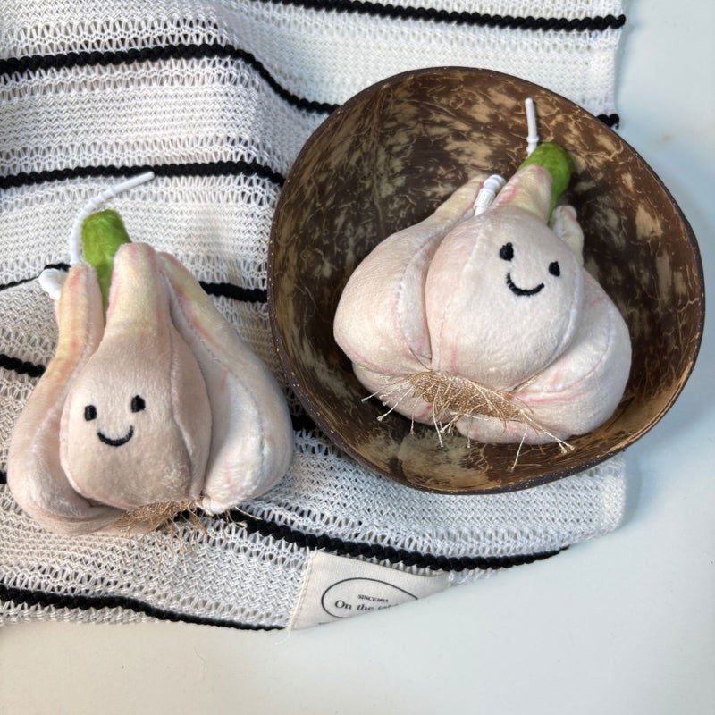 Cartoon Cute Garlic Plush Toy Keychain Pendant Gift - Image 1