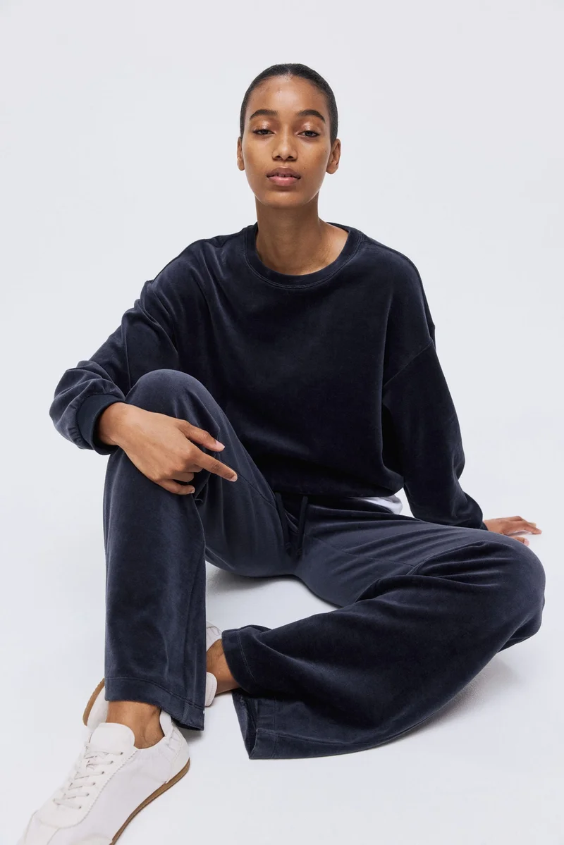 اتش اند ام سويت شيرت من الفيلور