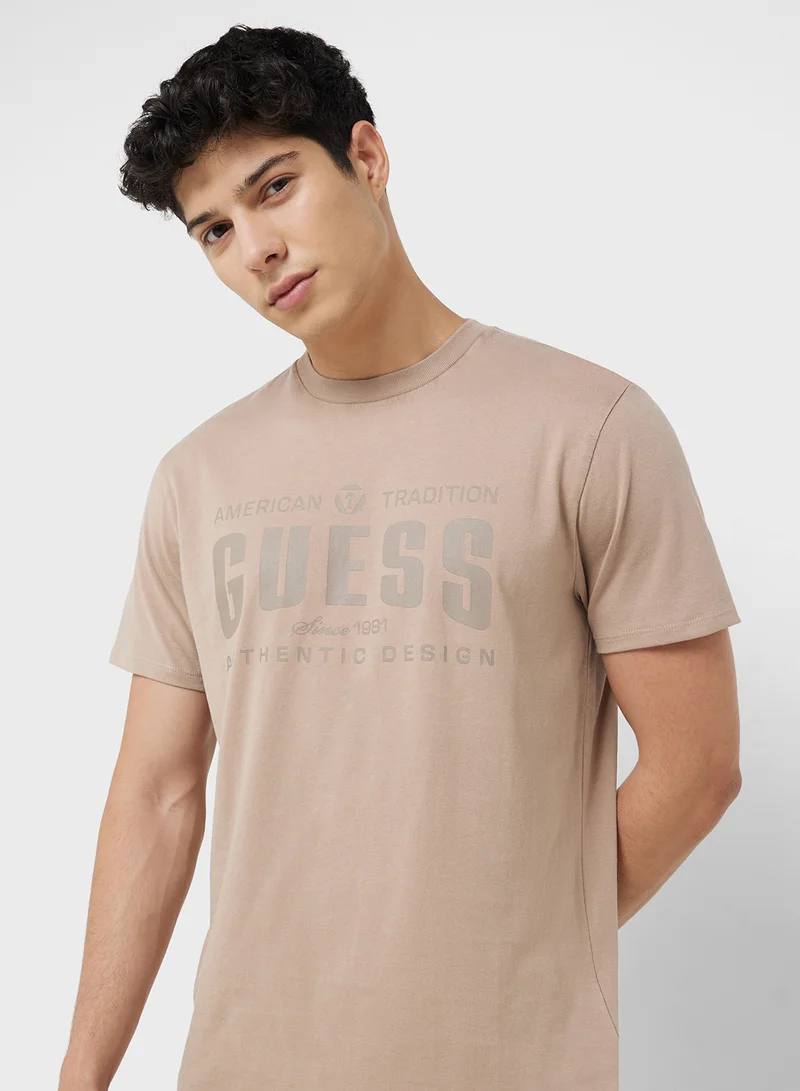 جس Tradition Crew Neck T-Shirt