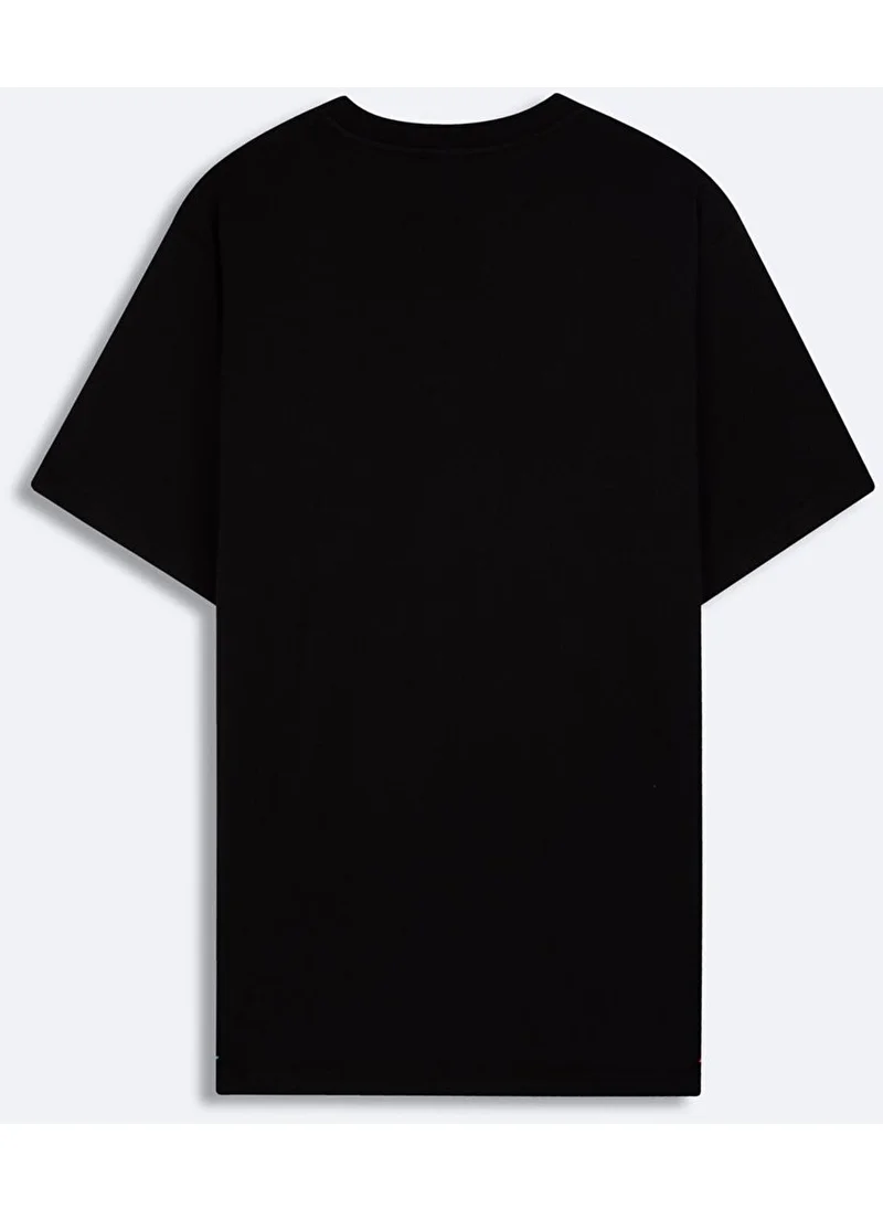 إل تي بي Black T-Shirt