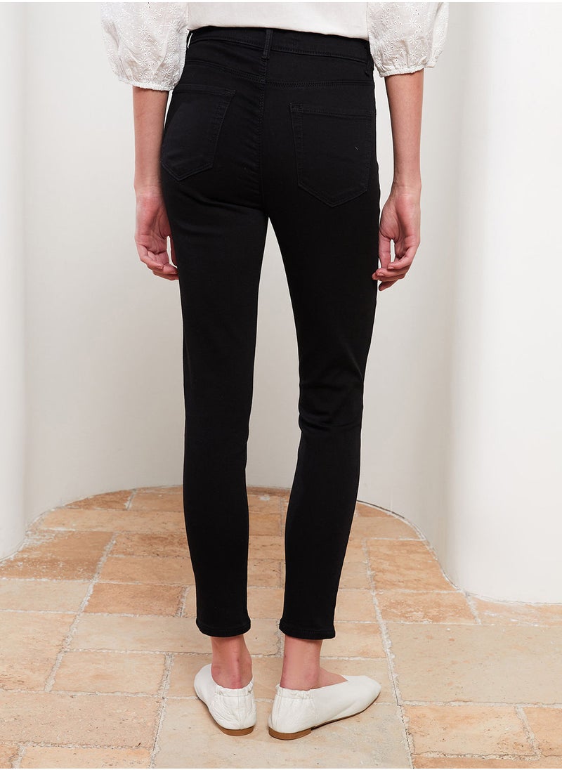 LC WAIKIKI - Slim Fit Regular Women's Denim Trousers - Image 1