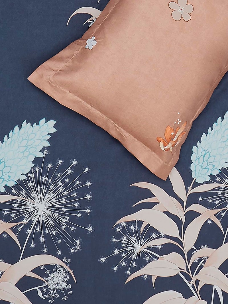 Monte Carlo Blue Printed King Size 130 GSM 1 Fitted Bedsheet with 2 Pillow Cover - Image 5
