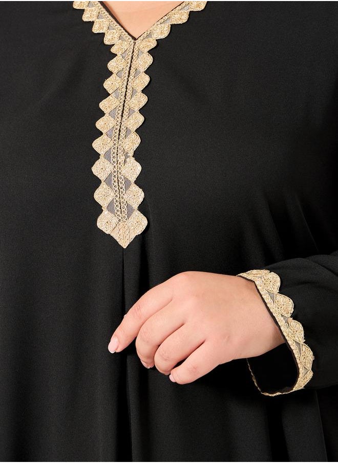 Styli - Plus Size Lace Detail V Neck Flared Hem Jalabiya - Image 1