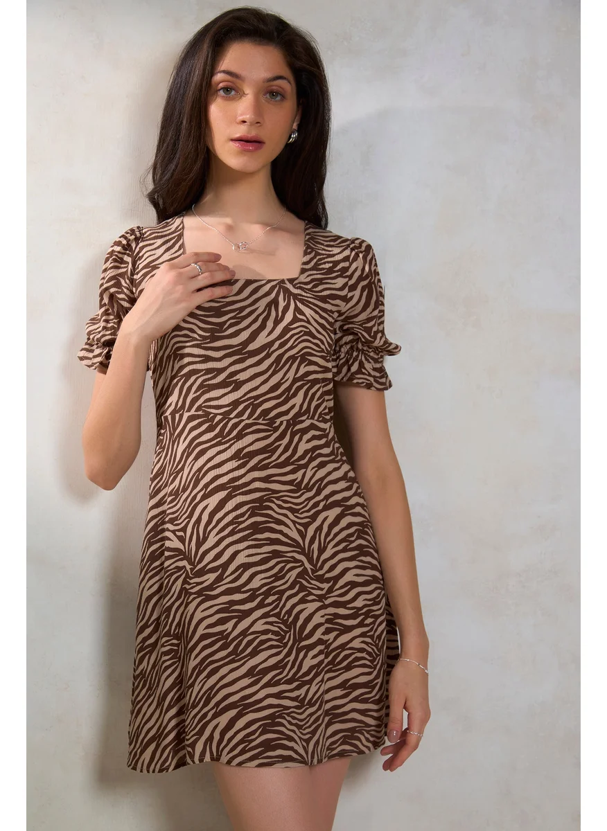 Virgio Virgio Animal Printed Puff Sleeve Sheath Dress