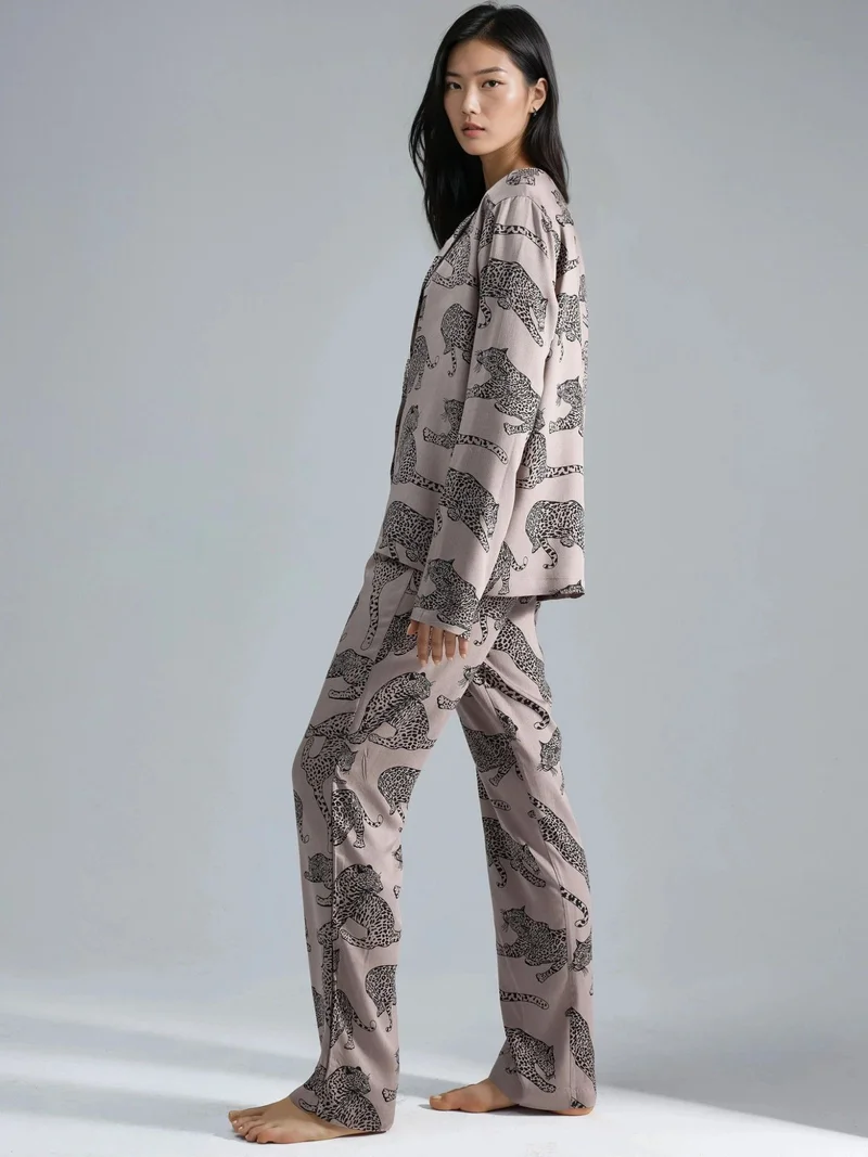 زوبعة طقم بيجامة بنقشة النمر