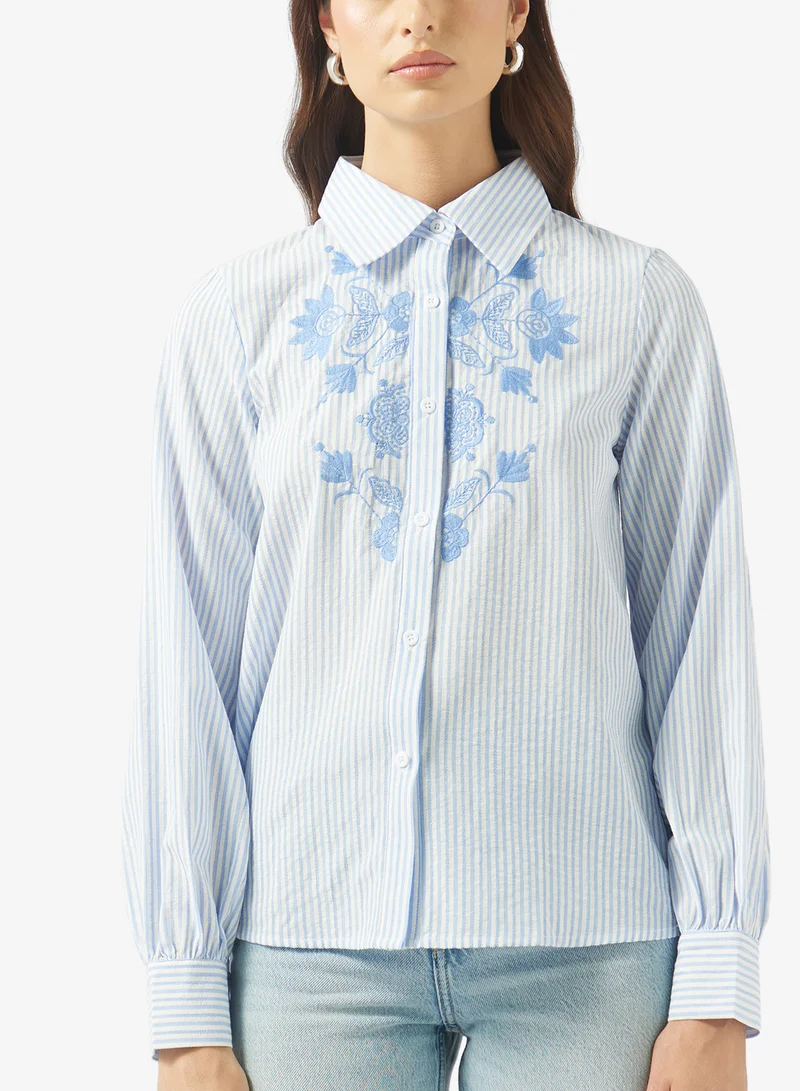 ايلا قميص بأزرار مطبوع