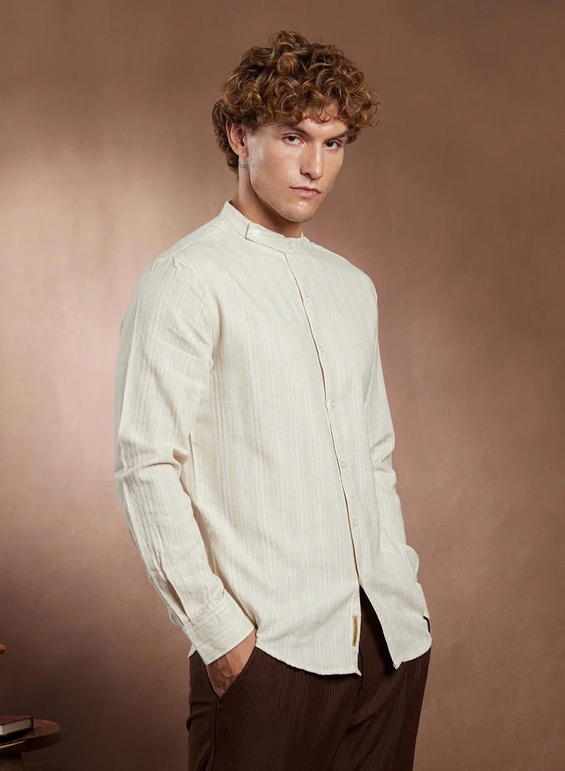 Campus Sutra Campus Sutra Men's Saltbox Beige & Off-White Striped Extended-Band Collar Shirt For Casual Wear | Band Collar | Long Cuffed Sleeves | Button Closure | Shirt Crafted With Comfort Fit For Everyday Wear