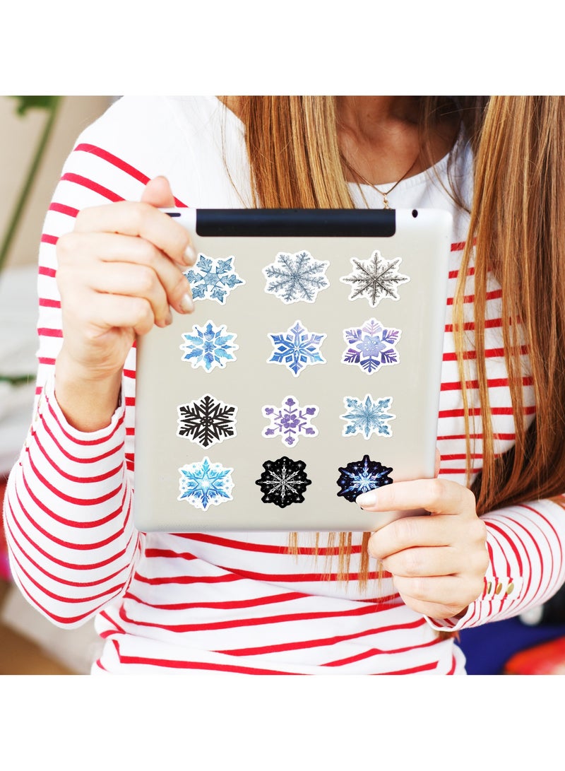 50 قطعة من ملصقات ندفة الثلج المصنوعة من الفينيل ملصقات الشتاء لأجهزة الكمبيوتر المحمول وزجاجة المياه ودفاتر القصاصات والمظاريف والبطاقات والهدايا والديكورات - Image 2